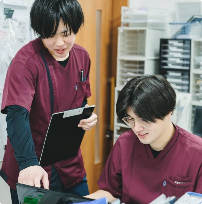 人員配置基準を上回る数の経験豊富なスタッフ